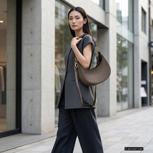 Italian Full-Grain Leather Shoulder Bag | Verona